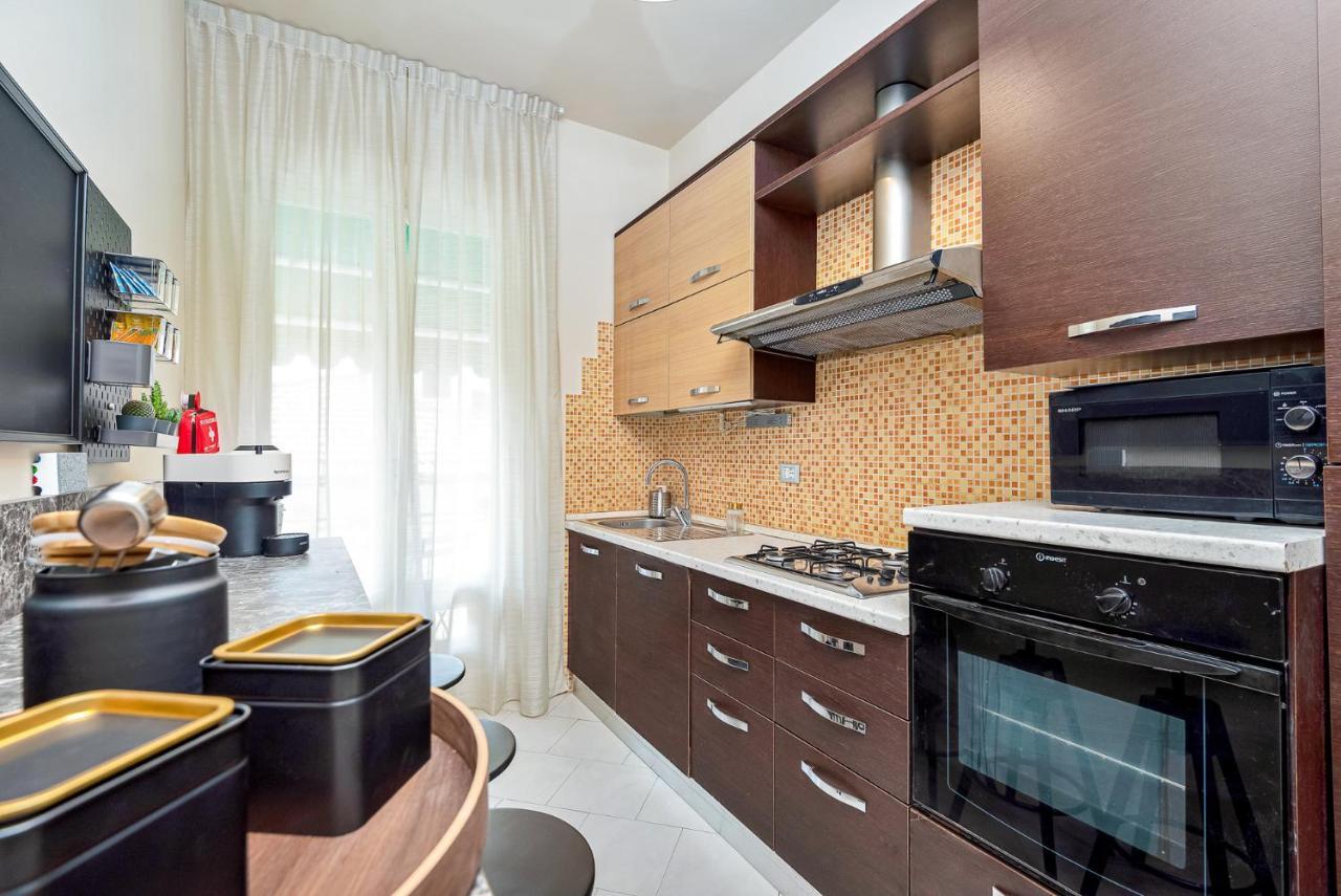 Art Deco' - Sleepwithme - Free Parking - Free Breakfast - Very Friendly Staff Pise Extérieur photo
